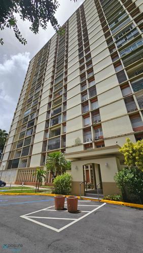 Townhouse (Condominio) Townhouse CALLE GUAYANILLA Townhouse,, San Juan, Puerto Rico 00925