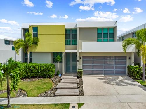 64 AURORA, Montecielo (Urbanizacion), Guaynabo, Puerto Rico 00971