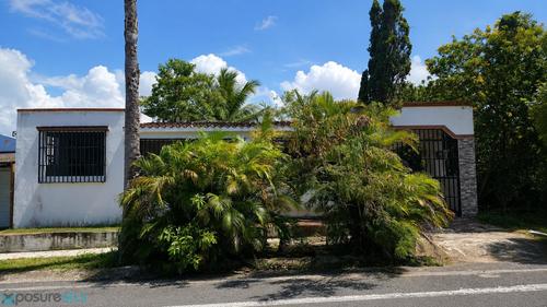 Opal CALLE I-16, Colinas De Hatillo (Urbanizacion), Hatillo, Puerto Rico 00659