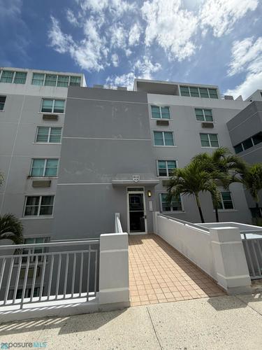 Camelot (Condominio) Carr. 842 CONDOMINIO CAMELOT 2506,, San Juan, Puerto Rico 00926
