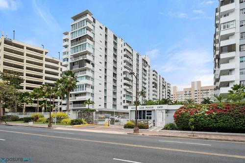 Los Pinos (Condominio) 37 AVE ISLA VERDE 2-E,, Carolina, Puerto Rico 00979